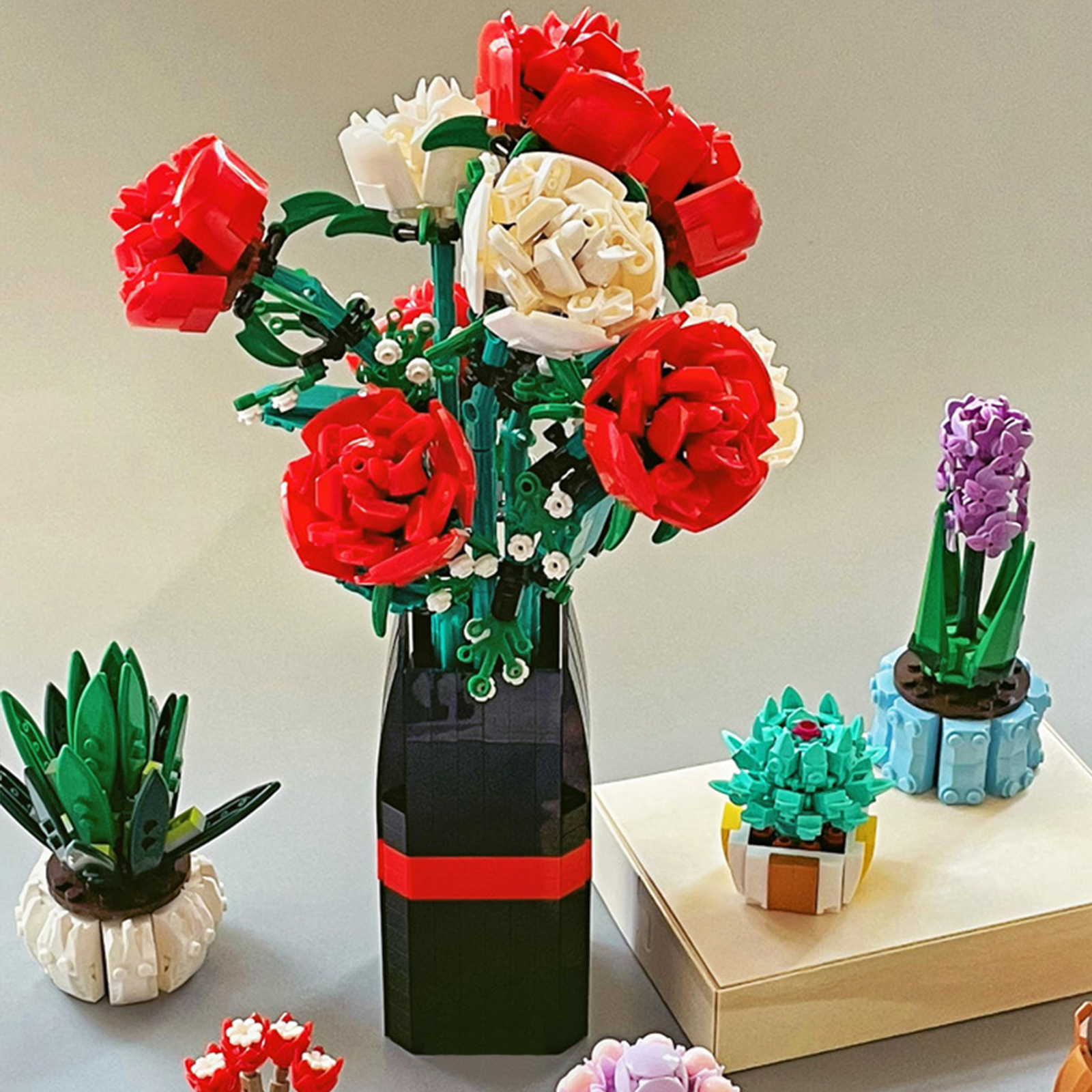 Potted Flower Building Blocks Plant Bouquet Assemble Building Bricks Tabletop Ornaments Decoration For Kids Birthday Gifts 92361 as shown